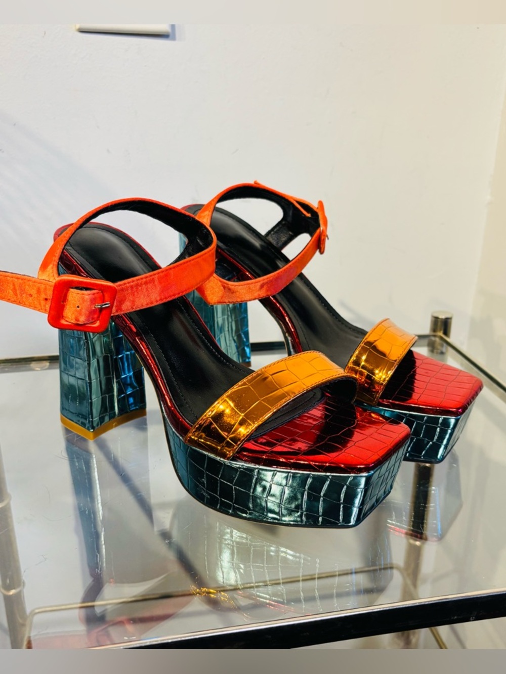 Rebellious Rose Metallic Crocodile Embossed Heeled Ankle Strap Sandals Size 8.5